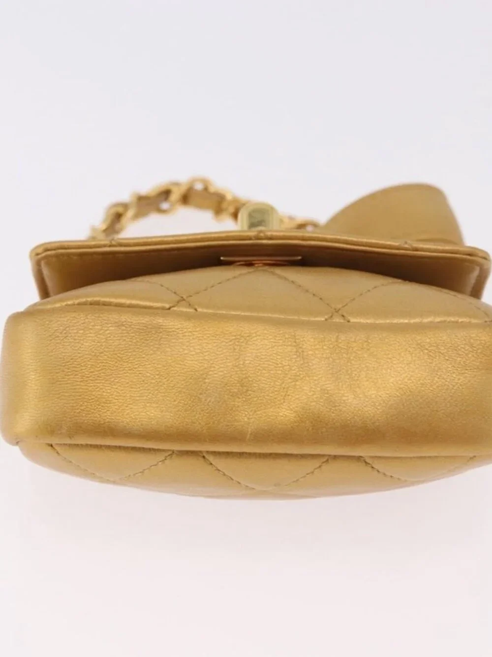 CHANEL Matelasse Chain Pouch Lamb Skin Gold CC Auth bs35703V